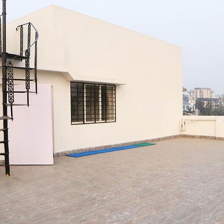 Radharani Apartment Kalküta Dış mekan fotoğraf