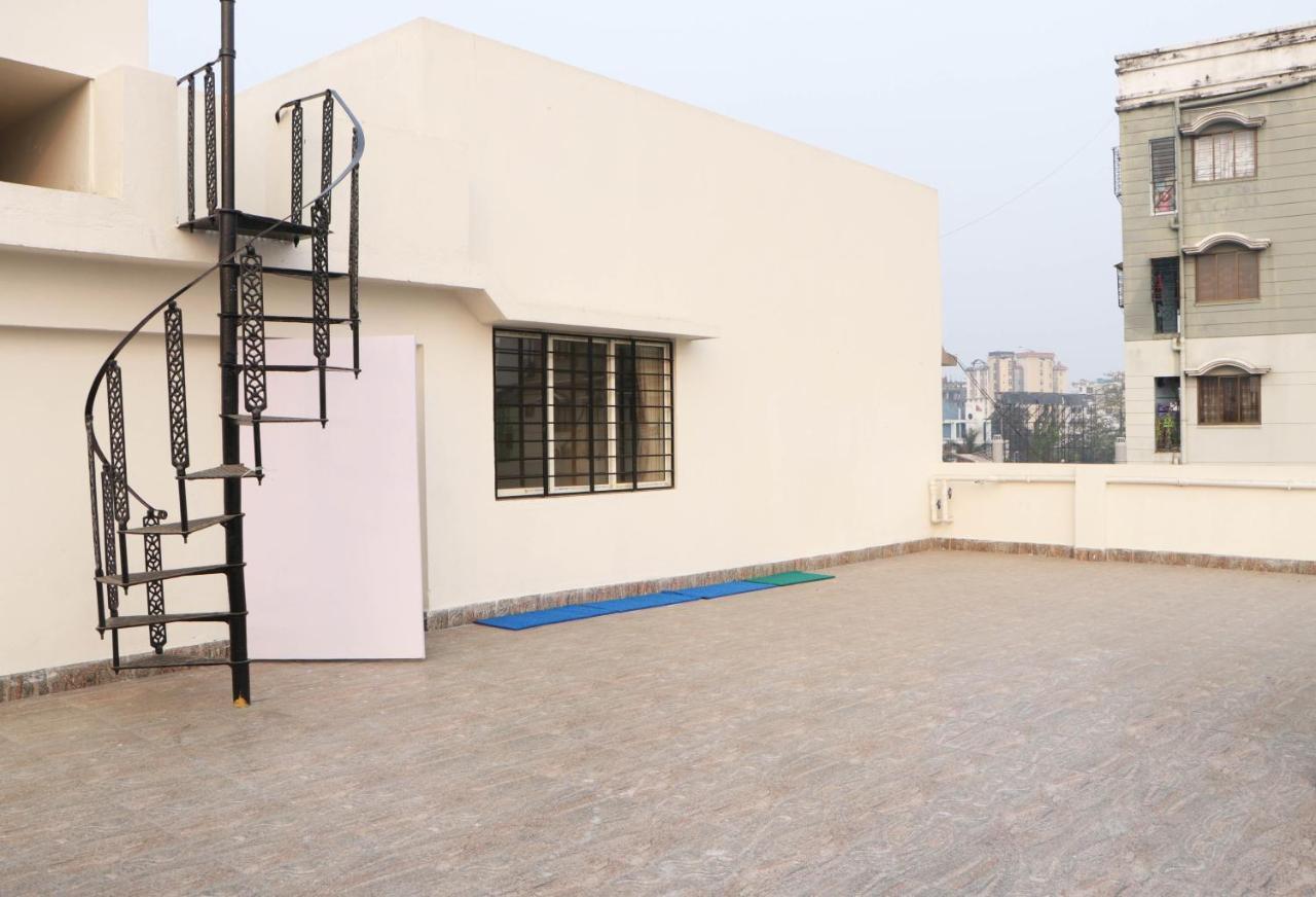 Radharani Apartment Kalküta Dış mekan fotoğraf