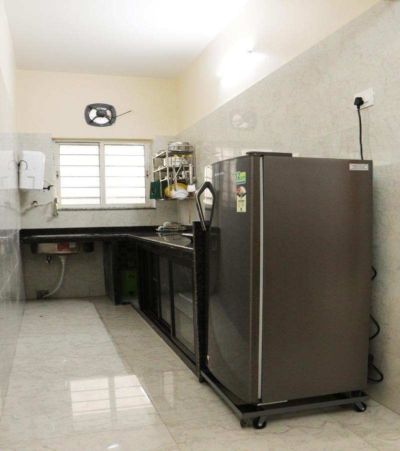 Radharani Apartment Kalküta Dış mekan fotoğraf