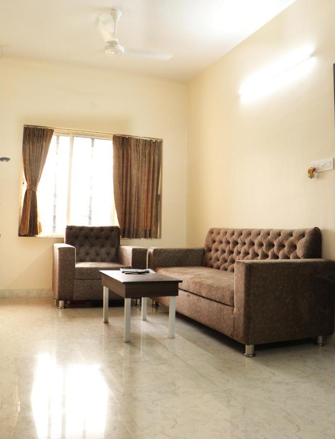 Radharani Apartment Kalküta Dış mekan fotoğraf